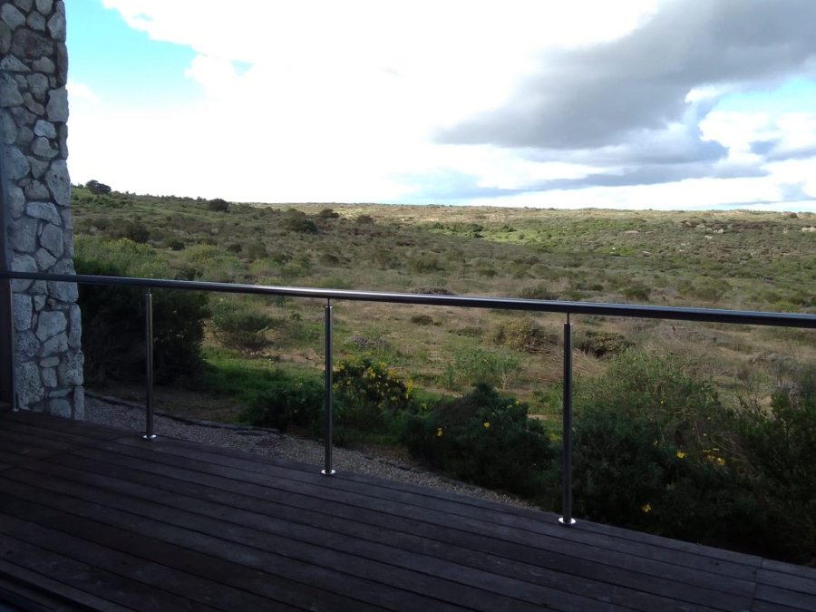 To Let 3 Bedroom Property for Rent in Shark Bay Estate Western Cape